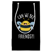 私たちは友達にバグおもしろいプンダークBG スモールペーパーバッグ (正面)