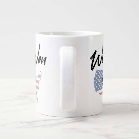 私たちは名物マグカップを獲得した ジャンボコーヒーマグカップ (裏面)