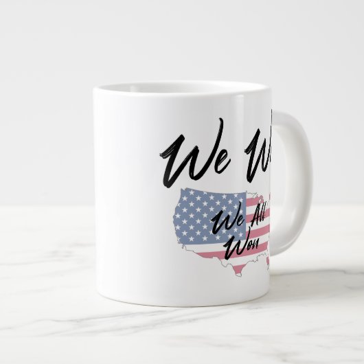 私たちは名物マグカップを獲得した ジャンボコーヒーマグカップ (正面右)