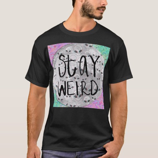 私たちは変なままでいい Tシャツ (正面)