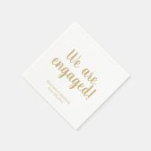 私たちは婚約した金ゴールドカスタムスクリプト名date chic スタンダードカクテルナプキン (角)