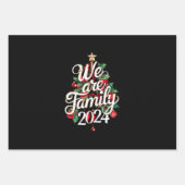 私たちは家族のクリスマス2024マッチングパジャマ ラッピングペーパーシート (正面)