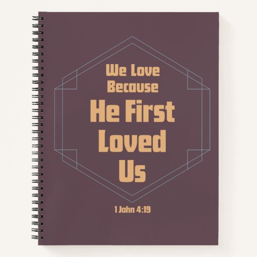 私たちは彼が最初に私たちのスパイラルノートを愛したから愛している ノートブック (正面)