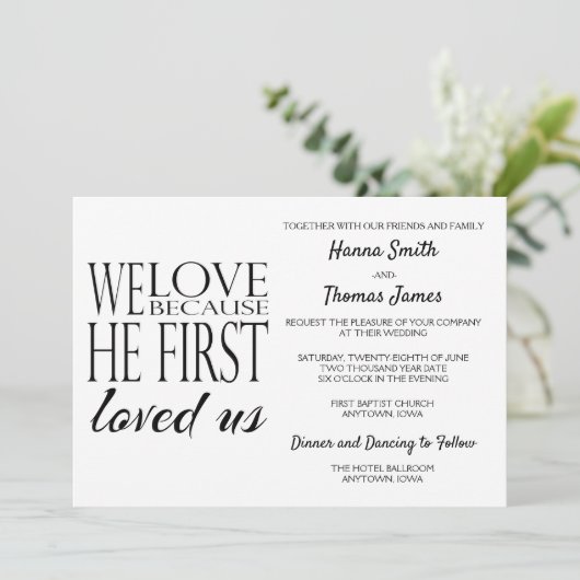 私たちは彼が私たちを最初に愛したから結婚愛する 招待状 (スタンド正面)