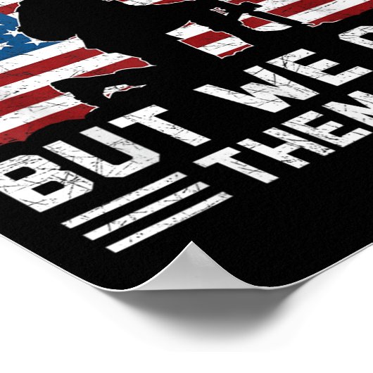 私たちは彼ら全員を知っているわけではないが、彼ら全員に感謝している ポスター (角)