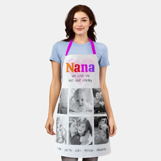 私たちは愛あなたナナカラフルレインボー6フォトコラージュ エプロン (着用した状態)