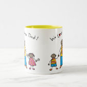 私たちは愛あなたパパ漫画の家族ハッピー父の日 ツートーンマグカップ (中央)