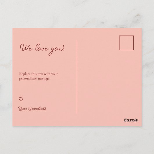 私たちは愛おばあちゃん6つの写真と文字赤いハート ポストカード (裏面)