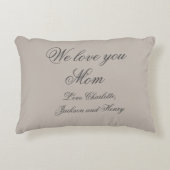 私たちは愛してあなたエレガントのMOMのスクリプト家族の名前かわいい アクセントクッション (正面)