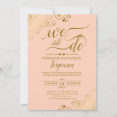 私たちは愛をもう一度 エレガントなコーラルピンクとゴールドの誓いの更新 招待状 (正面)