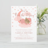 私たちは月の上で眠っているクマの女の子の赤ちゃんシャワー 招待状 (スタンド正面)