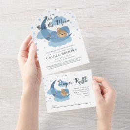 私たちは月の上で眠っているクマ男の子の赤ちゃんシャワー オールインワン招待状