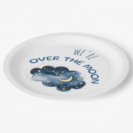 私たちは月の赤ちゃんシャワーの上にいる ペーパープレート (アングル)