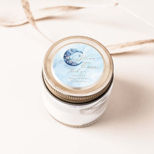 私たちは月面の男の子の赤ん坊のシャワーの上にいる ラウンドシール