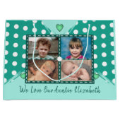 私たちは私たちの叔母の写真ハグの緑の誕生日が大好き ラージペーパーバッグ (正面)