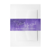 私たちは結婚している紫の抽象芸術アー結婚ト 招待状ベリーバンド (正面例)