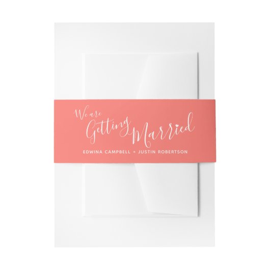 私たちは結婚して生きているサンゴ結婚ホワイト 招待状ベリーバンド (正面例)