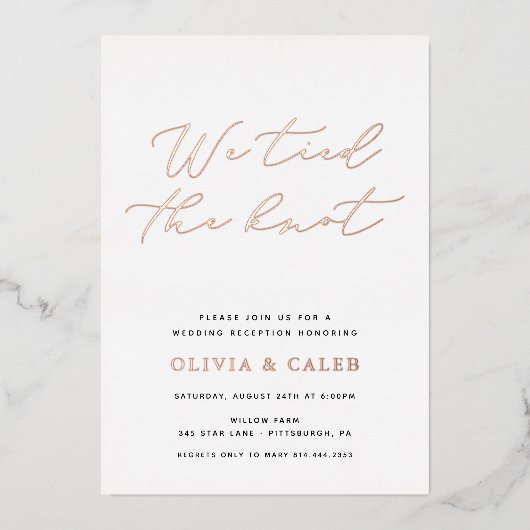 私たちは結婚しました 秘密の結婚式 お祝い 現実的 箔招待状 (正面)