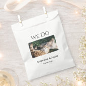 私たちは結婚婚約ペット名の写真の日付を行う フェイバーバッグ (クリップ留めされた状態)