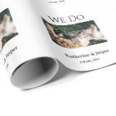 私たちは結婚婚約ペット名の写真の日付を行う ラッピングペーパー (ロールコーナー)