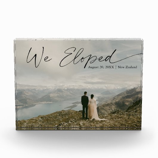 私たちは落書の結婚発表の写真 フォトブロック (正面)