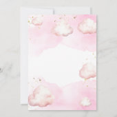 私たちは雲の上にいる ピンクのベビーシャワー ゴールドグリッター 招待状 (裏面)