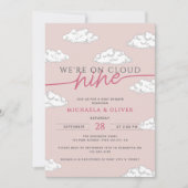 私たちは雲の九手引き雲の赤ちゃんシャワー中 招待状 (正面)