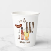 私たちは、BBQ バーベキュー  ブライダルシャワー カップルシャワーをします 紙コップ (正面)