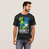 私たちはPharmily薬剤師チームです Tシャツ (正面フル)