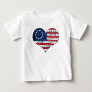 私たちアメリカ国旗のハートベビーTシャツ ベビーTシャツ