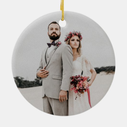 私たちエレガントの初めてのクリスマスの結婚写真 セラミックオーナメント (裏面)