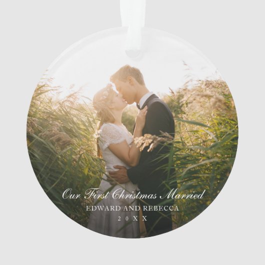 私たちエレガントの初めてのクリスマス結婚した写真 オーナメント (裏面)