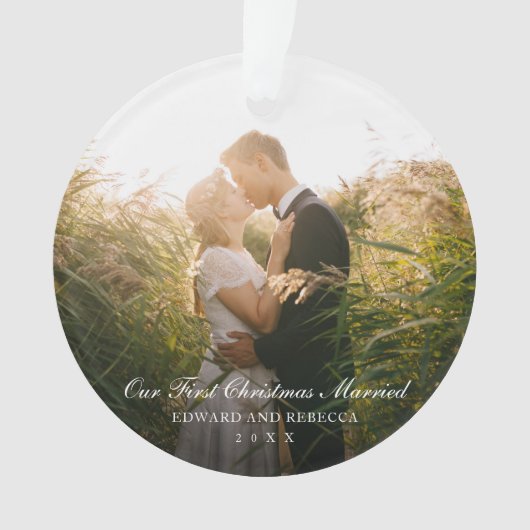 私たちエレガントの初めてのクリスマス結婚した写真 オーナメント (正面)