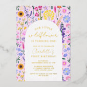 私たちエレガントの小さな野花の女の子ファースト誕生日 箔招待状 (正面)