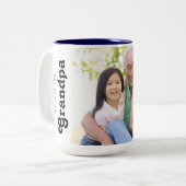 私たちカスタムは、おじいちゃん写真を愛している ツートーンマグカップ (正面左)