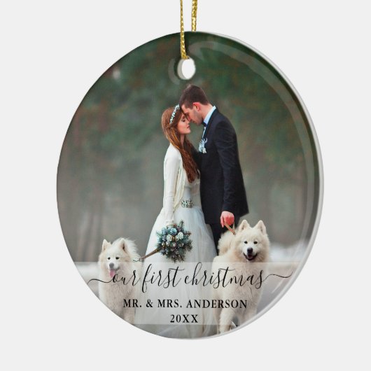 私たちスタイリッシュの初めてのクリスマスの結婚写真をスクリプト セラミックオーナメント (左)