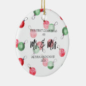 私たちパーソナライズされたの初めてのクリスマスはミスター・アンド・ミセス セラミックオーナメント (右)