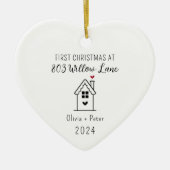 私たちパーソナライズされたの初めてのクリスマスアットニューホーム セラミックオーナメント (正面)