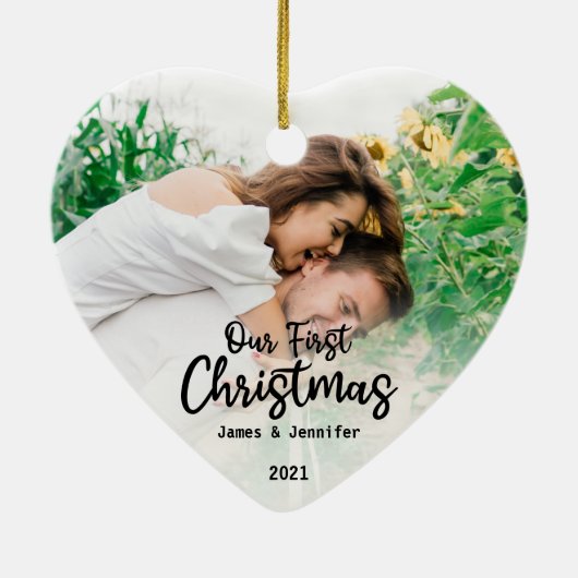 私たちパーソナライズされたの初めてのクリスマス セラミックオーナメント (裏面)