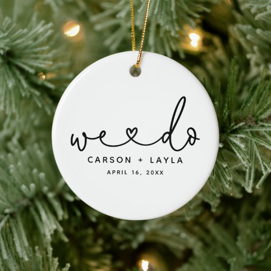 私たちパーソナライズされたは結婚 セラミックオーナメント (ツリー)