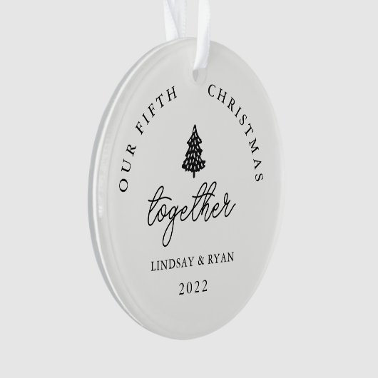 私たちモダンのクリスマスはカップルの記念日 オーナメント (正面)