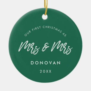 私たちモダンの初めてのクリスマスはグリーン夫人とミセス セラミックオーナメント