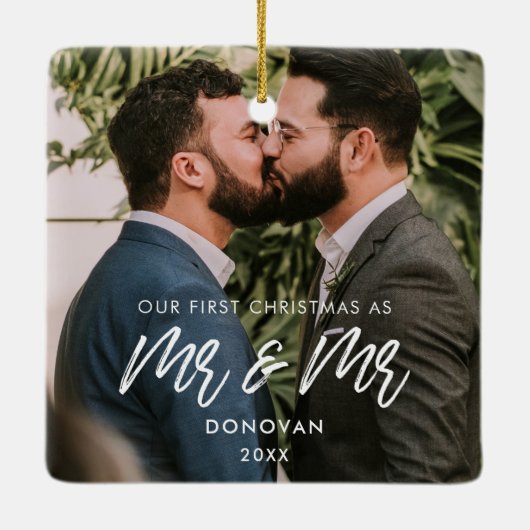 私たちモダンの初めてのクリスマスは写真とMr. セラミックオーナメント (裏面)