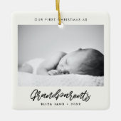 私たちモダンの初めてのクリスマスは祖父母の写真 セラミックオーナメント (正面)