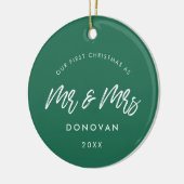 私たちモダンの初めてのクリスマスをミスターとミセスとして セラミックオーナメント (左)