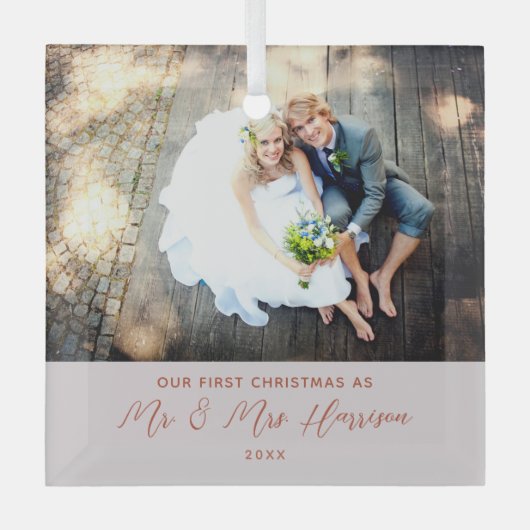 私たちモダンの初めてのクリスマス写真 ガラスオーナメント (正面)