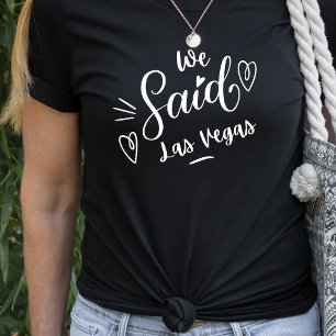 私たちラスベガスで結婚式 ウェディング ブラック ブライズゲット Tシャツ
