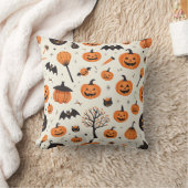 私たち与えはハッピーハローウィンだ。 クッション (ブランケット)