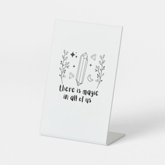 私たち全員に魔法がある 台座サイン (正面)