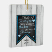 私たち感謝していの勇敢な働き者/ヒーローへパーソナライズされた セラミックオーナメント (右)